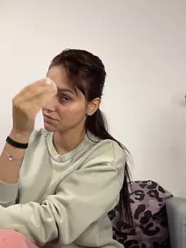 EllaBlowy from StripChat