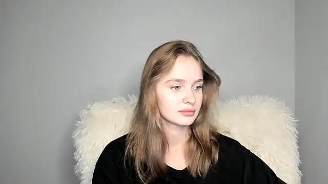 Ellamiss_mi from StripChat