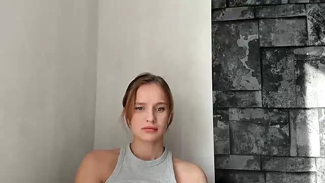 Ellamiss_mi from StripChat