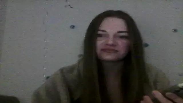 EllaMoonlight from StripChat