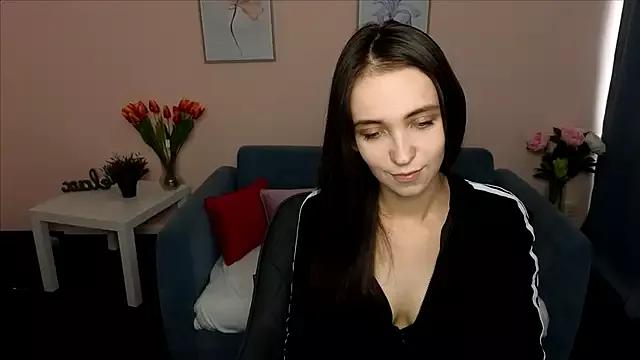 EllaSteele from StripChat