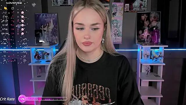 Ellen_Soft from StripChat