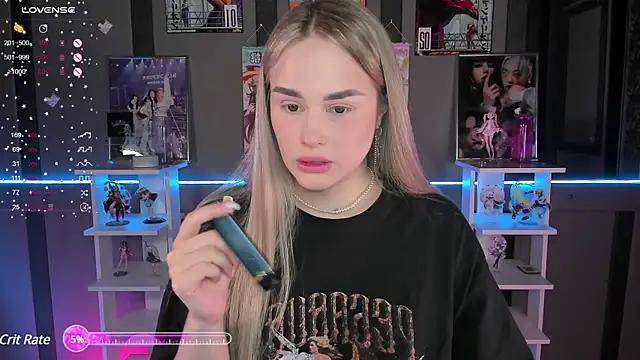 Ellen_Soft from StripChat