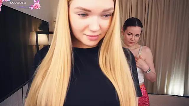 EllenReeves from StripChat