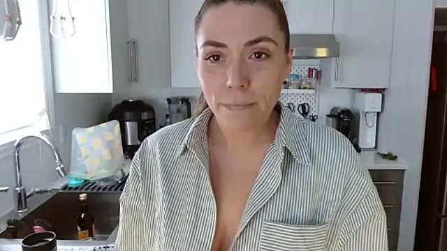 Ellie-L-Elizabeth from StripChat
