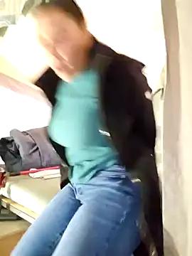 Ellie-L-Elizabeth from StripChat