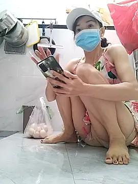 Ellie-Min from StripChat