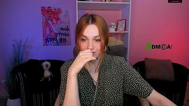 ellie_fire1 from StripChat