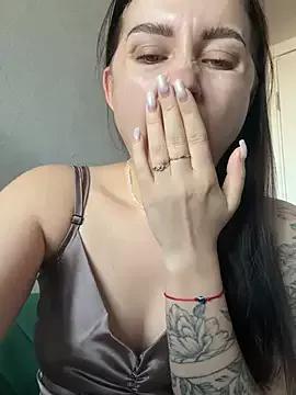 ellie_ssexy from StripChat