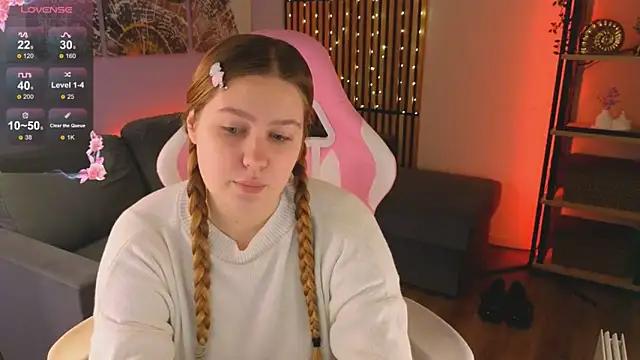 Ellie_Wellie from StripChat