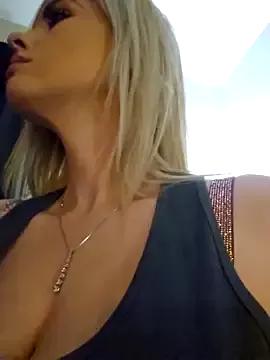 ellieconradxo from StripChat