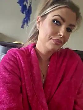 ellieconradxo from StripChat