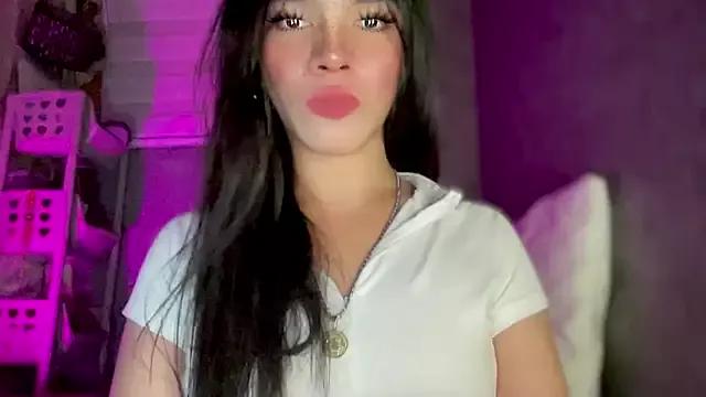 Elliefaye_xxx from StripChat