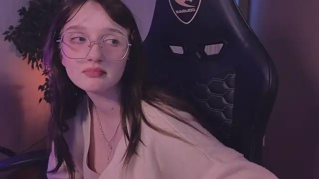 ELLIEJAY from StripChat