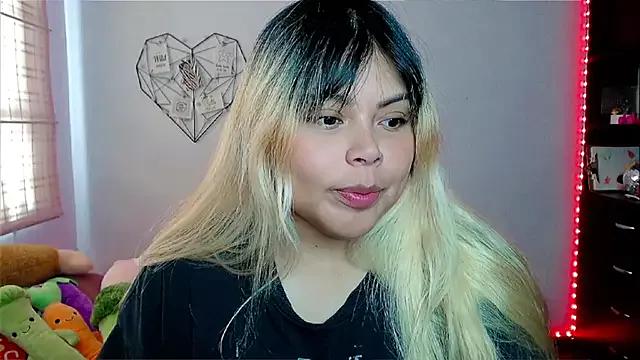 EllieMoonX from StripChat is Freechat