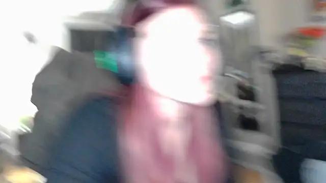 Elliewgfs from StripChat