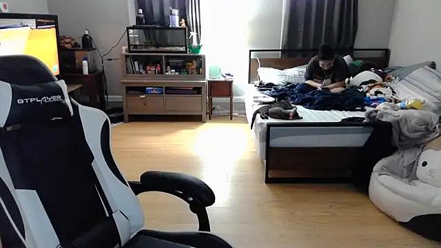 Elliewgfs from StripChat