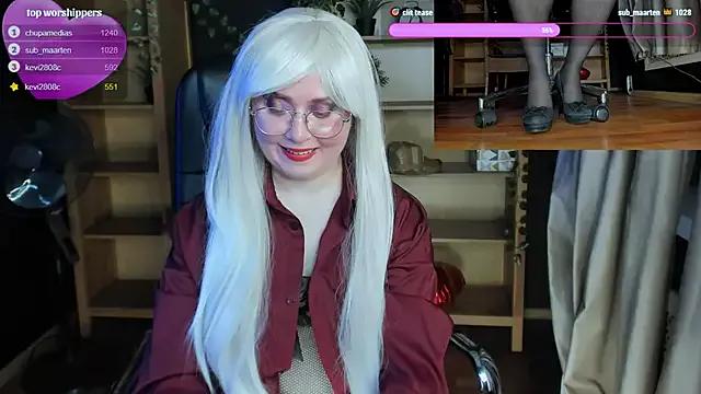 Ellis_Nova from StripChat
