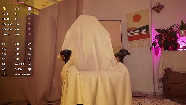 Elly_Caramelly from StripChat