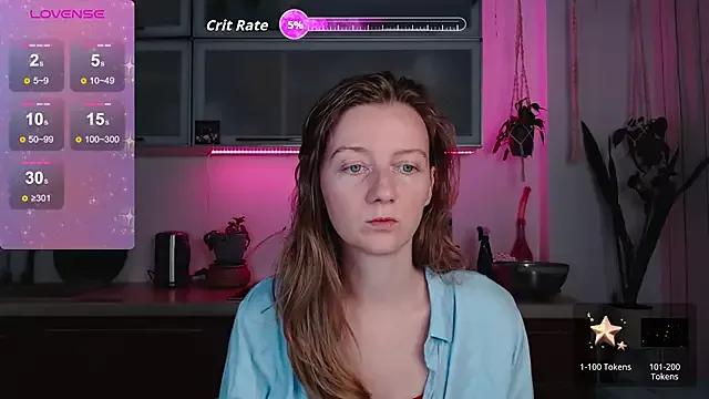 Elly_Helly from StripChat