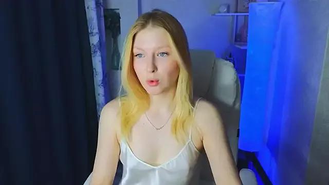 Elly_rosss from StripChat