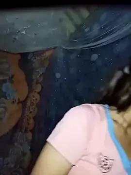 EllyBaby20 from StripChat