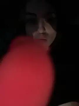EllyBigTits from StripChat