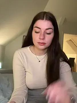 EllyNora from StripChat