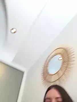 Ellzaa_ from StripChat