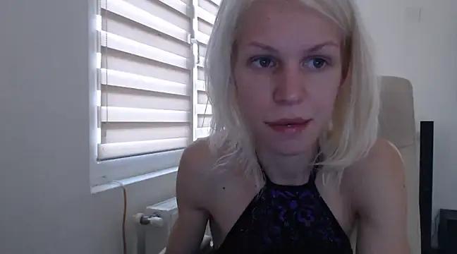 ElssaRush from StripChat