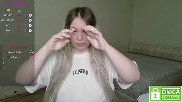 elven_dreams_ from StripChat