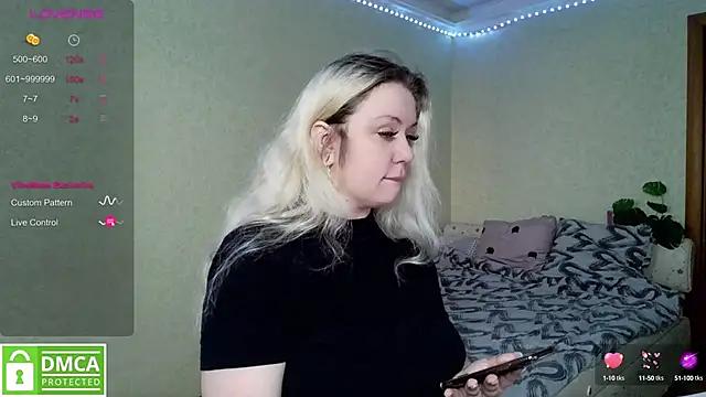 elven_dreams_ from StripChat
