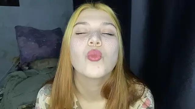 Elvira8cute webcams show profile image 