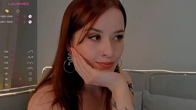 Emeli_Love from StripChat