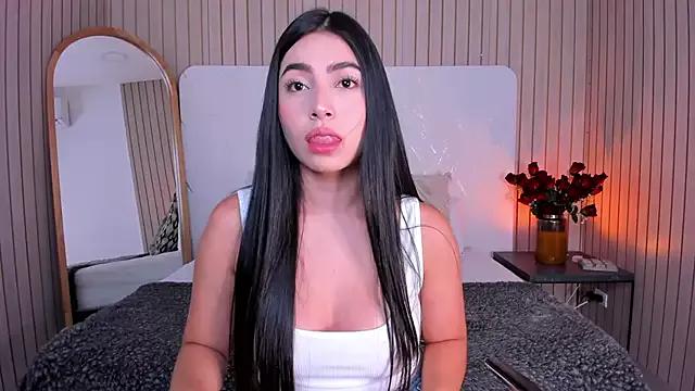 EmelyParker from StripChat