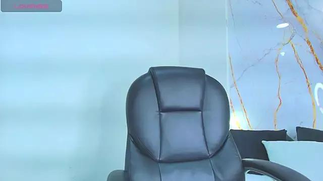 Emiily_cooper1 from StripChat is Freechat