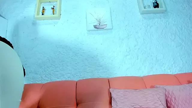 emiily_s from StripChat