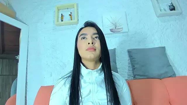 emiily_s from StripChat