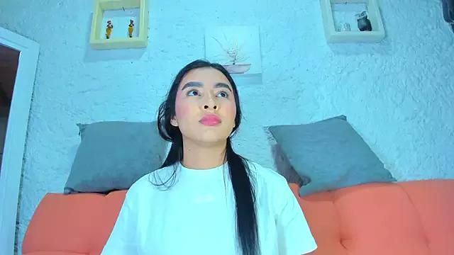 emiily_s from StripChat