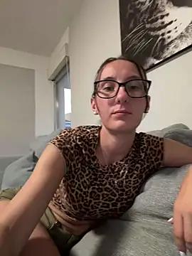 Photos of Emiliamaus from StripChat is Freechat