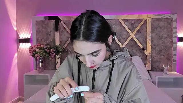 Emiliaponce from StripChat is Freechat