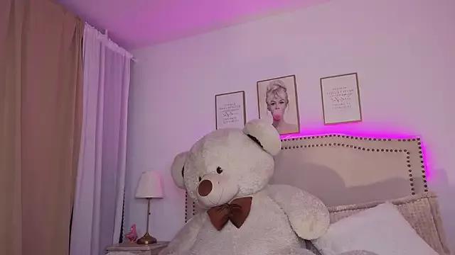 Emilly_Rivera from StripChat is Freechat
