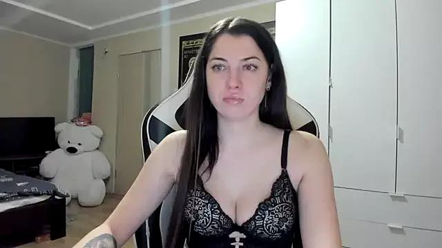 EmiLovsi webcams show profile image 