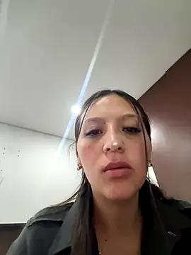 Emily-7_ from StripChat is Freechat