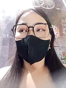 Emily-Nguyen webcams show profile image 
