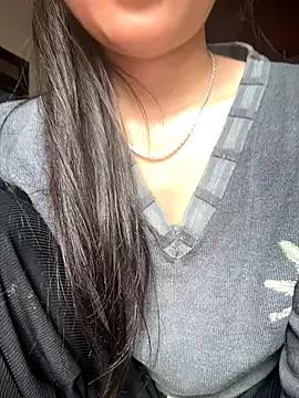 Emily-y from StripChat is Freechat