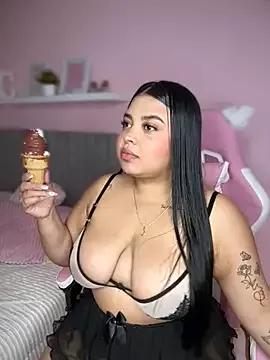 Emily_Cooper7 from StripChat is Freechat