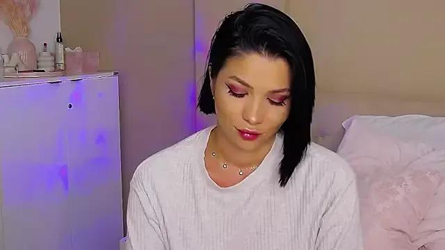Emily_Sheen from StripChat is Freechat