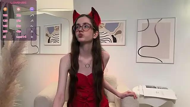EmilyCrownie webcams show profile image 