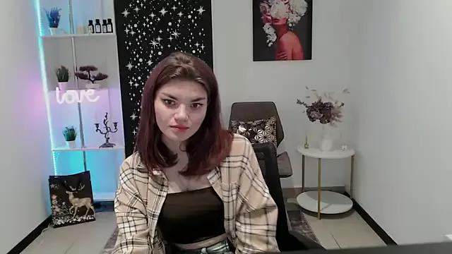 EmilyEight from StripChat is Freechat